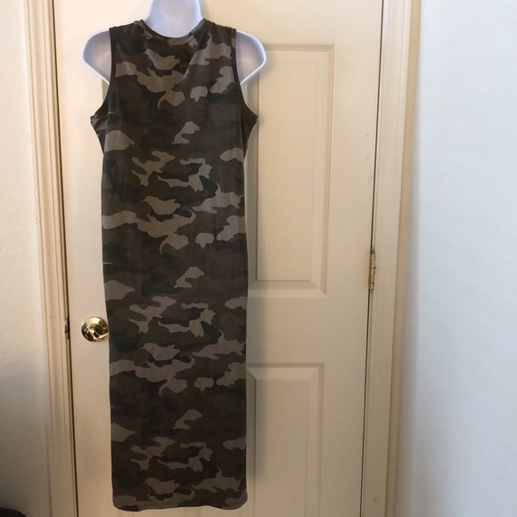 Camo Maxi Dress - Picture 11 of 13